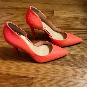 Jessica Simpson hot coral heels